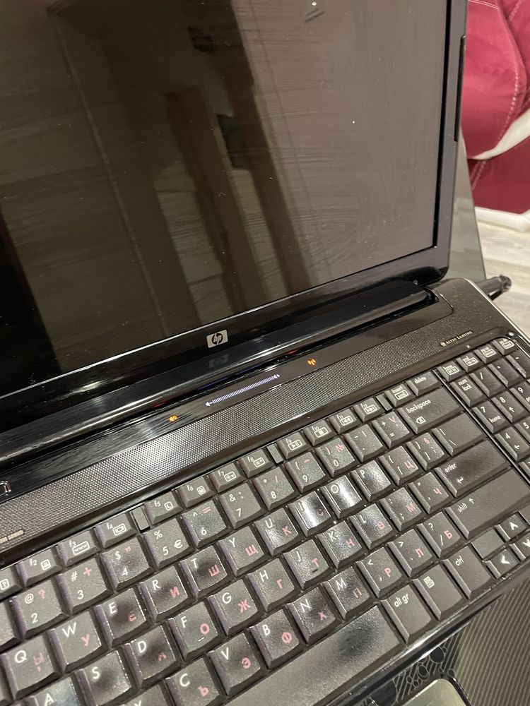 Продавам hp pavilion dv6-2120eq за части