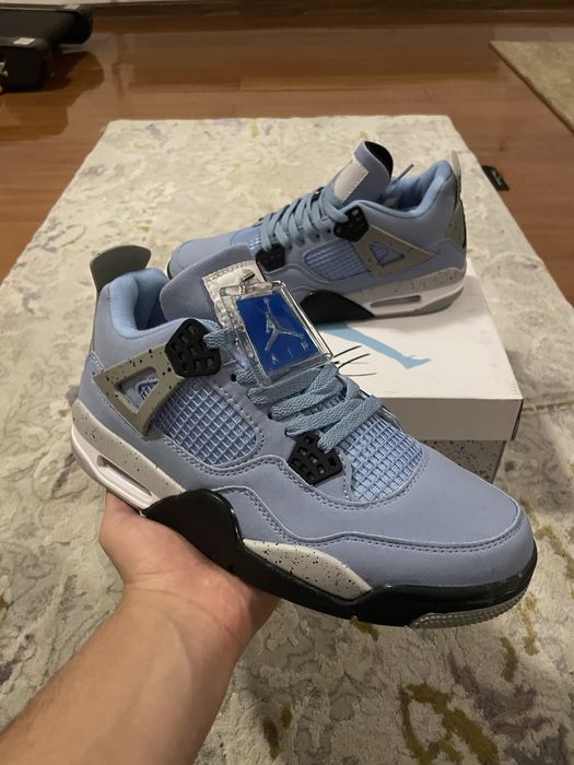 Jordan 4 University Blue
