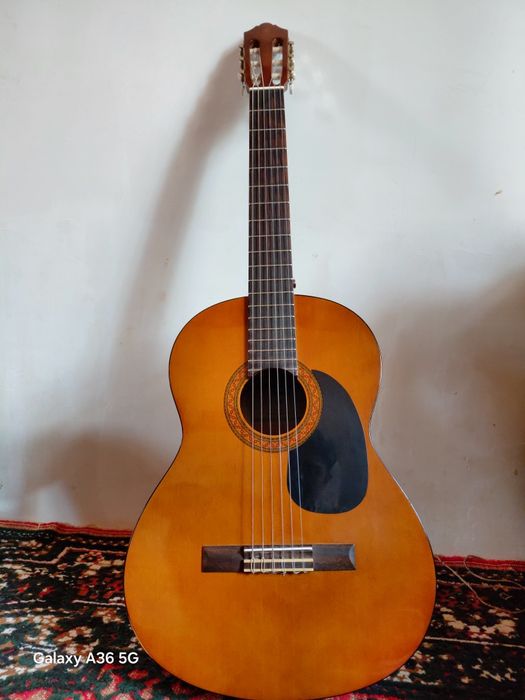 Yamaha c 40 ekvalayzerli arginal, yangidek