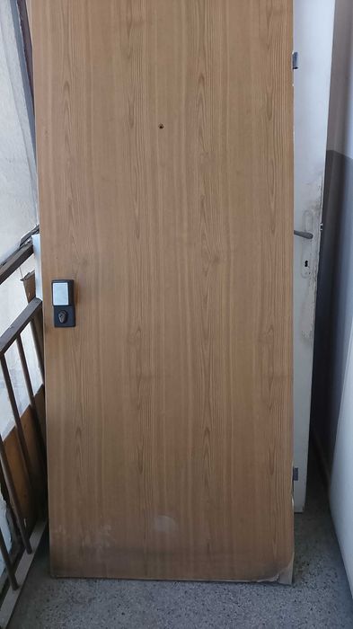 Врата четиристранно заключване