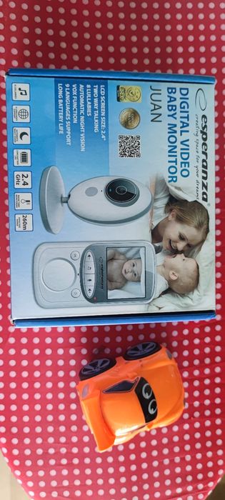 Camera supraveghere bebe