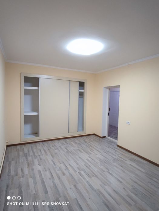 Дом 2 этажный 5 комнат Яккасарай ориентир ресторан Караван