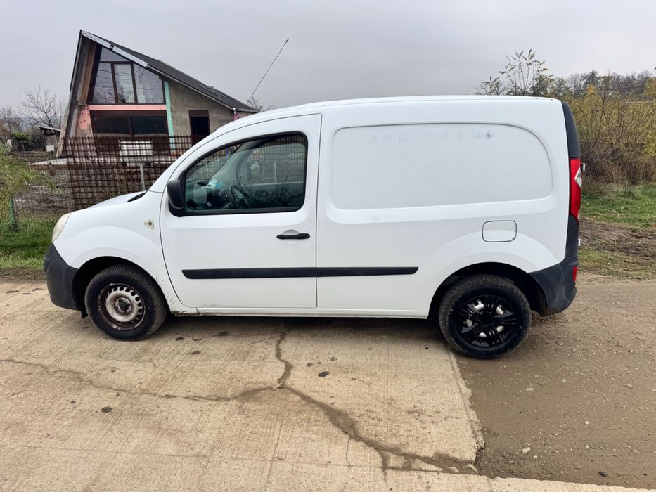 Vând Renault Kangoo