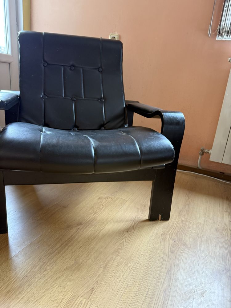 Продава се мека мебел