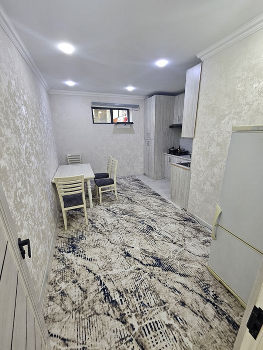 Novostroyka 2 xonali srocniy sotiladi