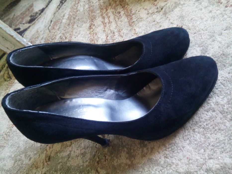 Incaltaminte noua sau purtata putin ocazie sau casual