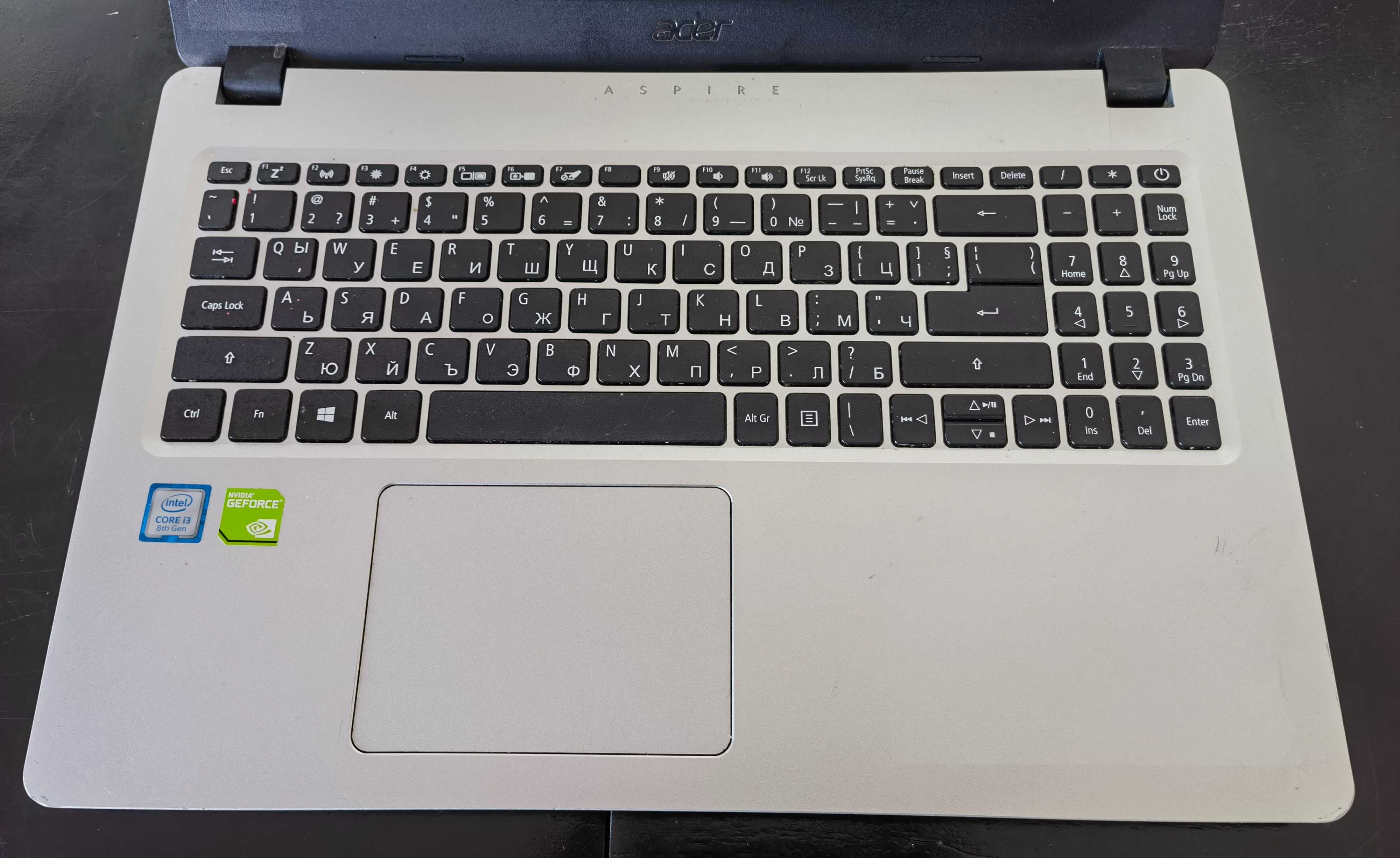 Acer Aspire A515-52G/FullHDматIPS/up3.9ghz/8gb/ssd256gb1TB/nVidiaMX130