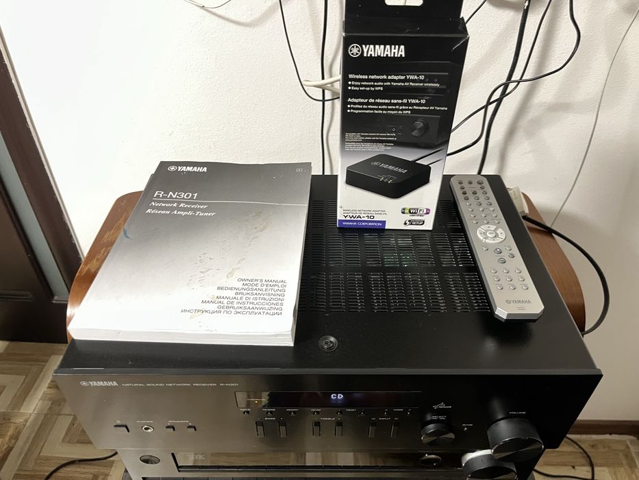 Receiver Yamaha R-N301 + adaptor original wifi