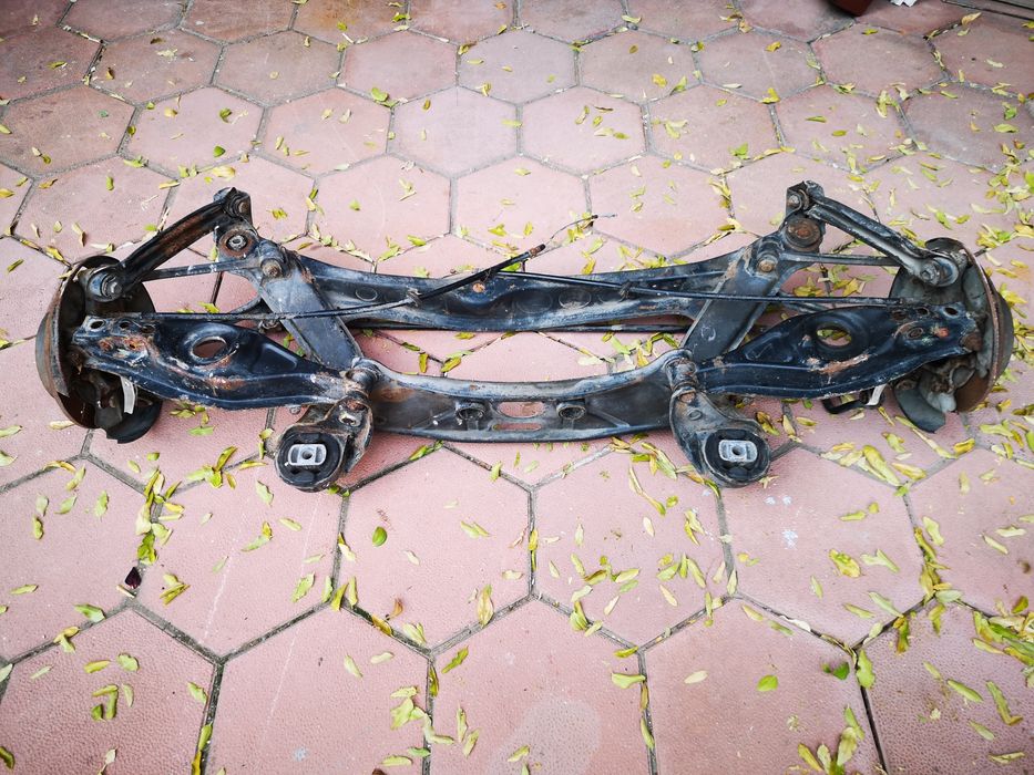 Заден мост за мерцедес 124