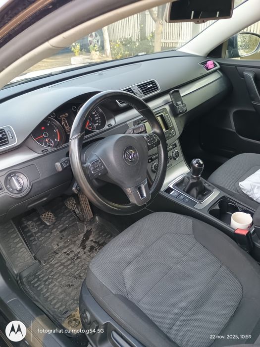 Vând Vw Passat b7