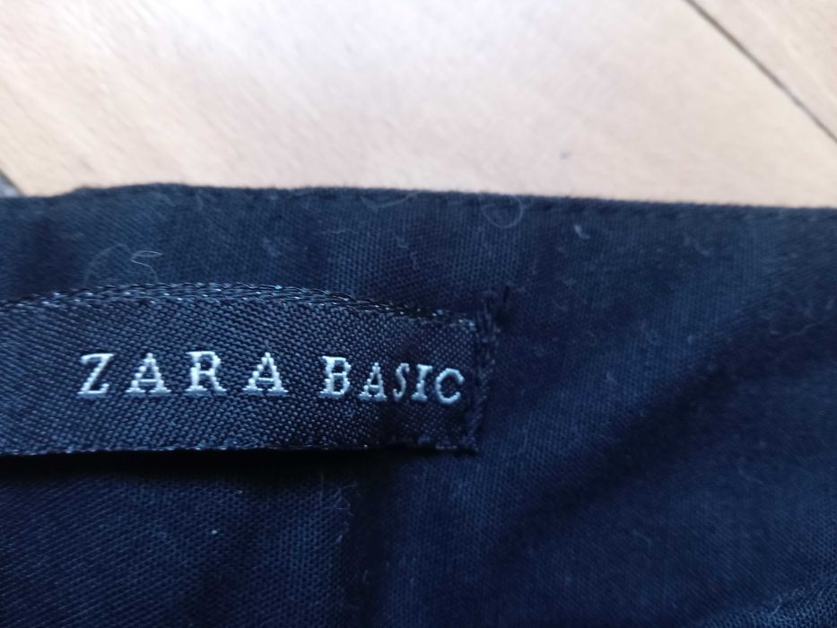Pantaloni dama Zara