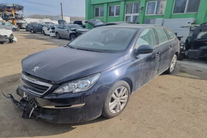turbina intercooler furtun turbo intercooler rezistenta aeroterma alternator electromotor timonerie rampa injectoare peugeot 308 T9 2015 motor 1.6hdi  120CP cod BHZ  dezmembrez dezmembrari