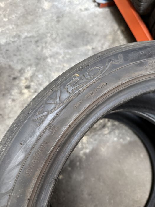 Семислик 225/45R17 Syron Race