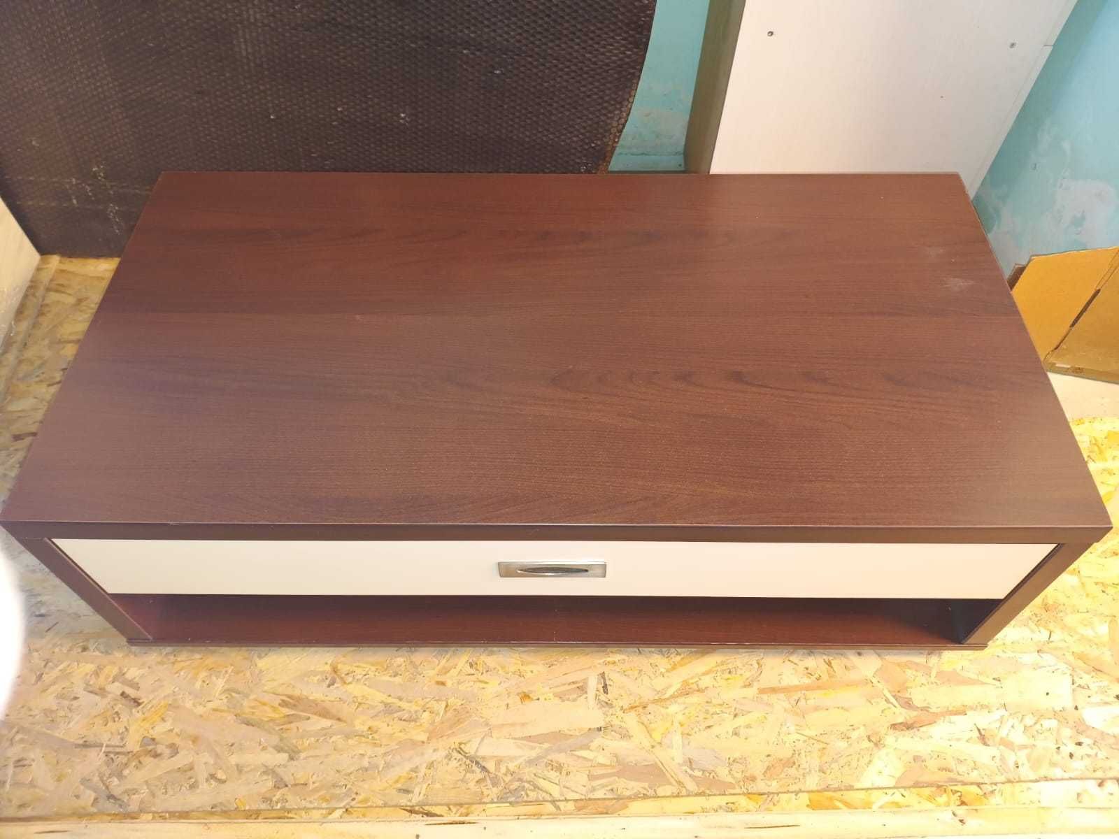 Mobilier Living compus din 4 piese