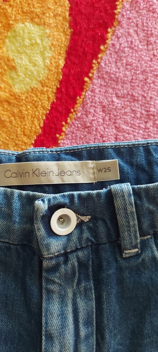 Pantaloni scurti Calvin Klein, XS