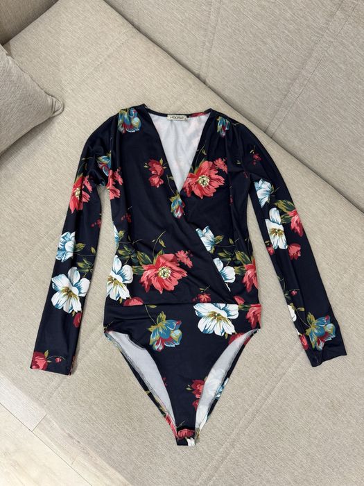 Боди размер S , на девушку