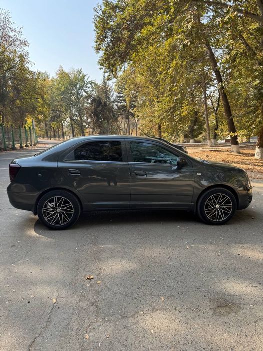 Собалт 2022-йил мошина тозза иши йок бир кол хайдалган келшамиз срочно