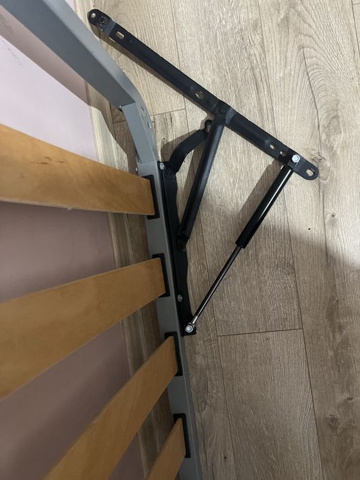 Vand pat tapitat catifea gri facut