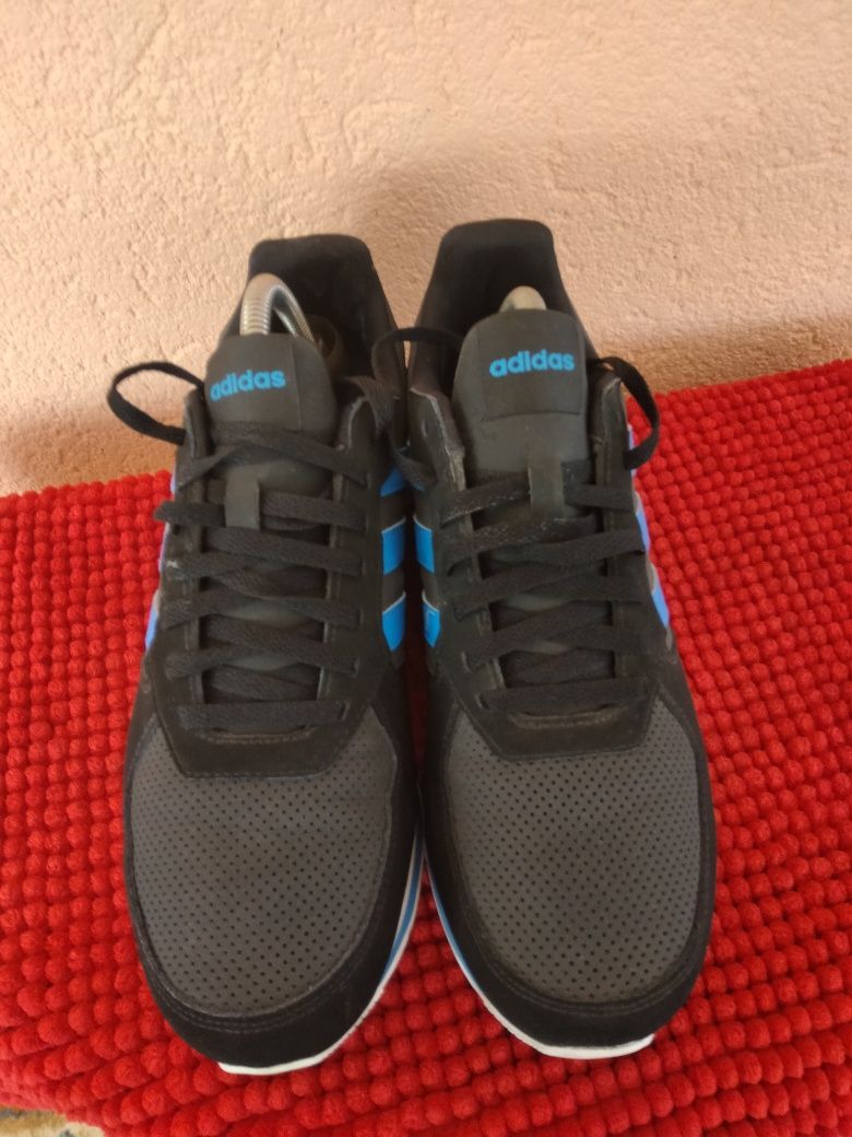 Adidas Nr 44,5 bărbați