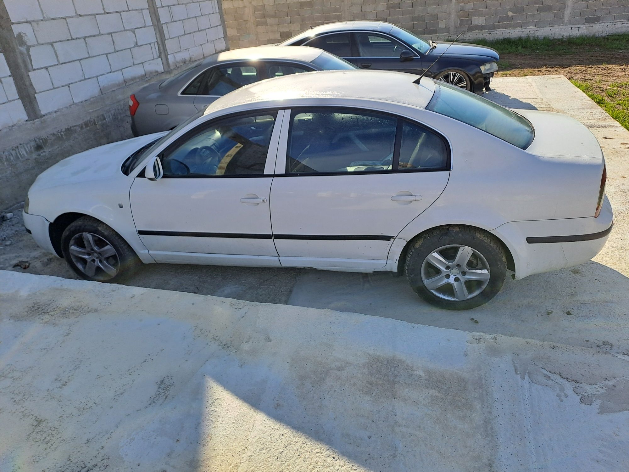 Dezmembrez Skoda Superb cod motor BPZ