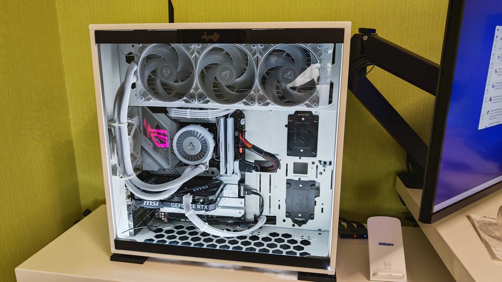 Висок клас Gaming PC RTX 4060 ti; i9-13900 KF; 32GB DDR5 / 7200 MHz