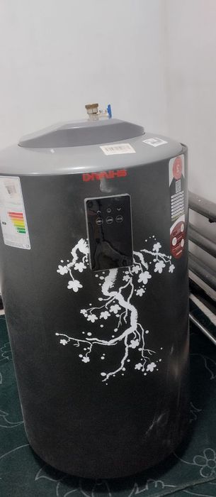 Аристон сотилади 80л