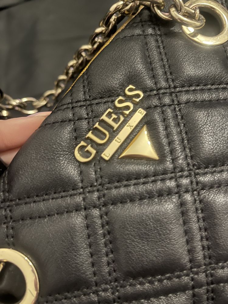 Geanta Guess neagra