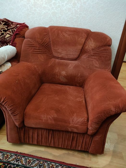 Продам одно кресло, самовывоз
