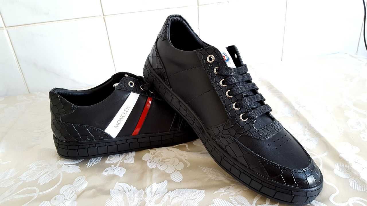 Moncler Low Top Sneaker Marime 42