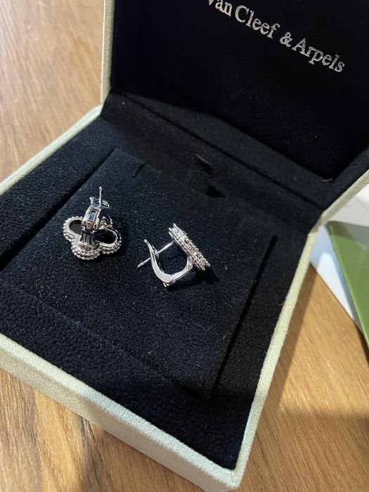 Van Cleef & Arpels - Cercei Silver Black