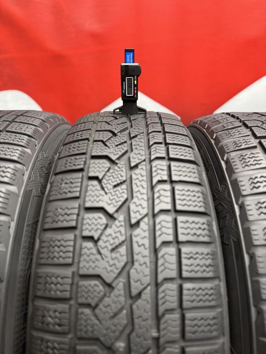 235 60 18, Зимни гуми, Kumho IZenRV, 4 броя