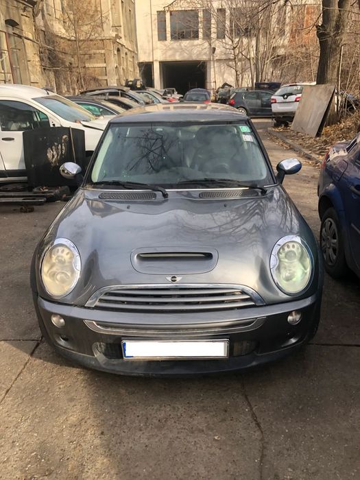 Dezmembrez Mini Cooper S benzina 2006 gri