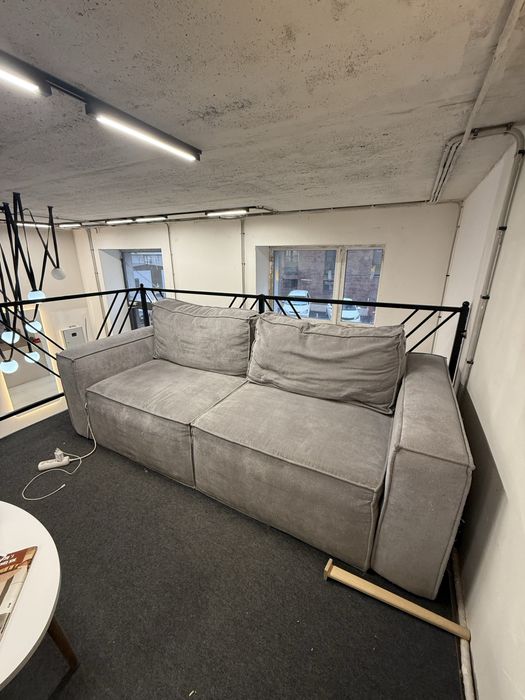 Диван в хорошем состояний