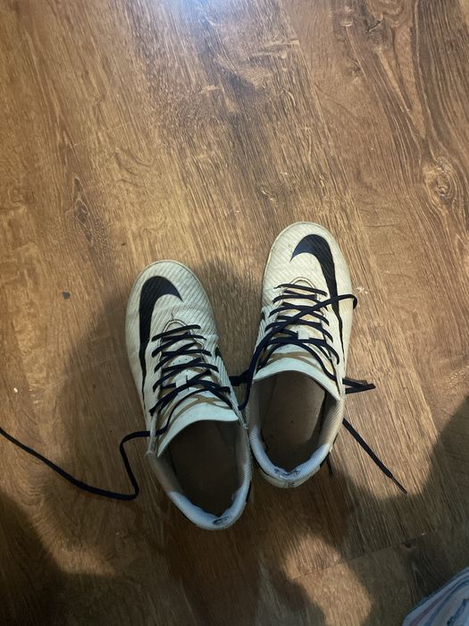 Papuci de fotbal nike