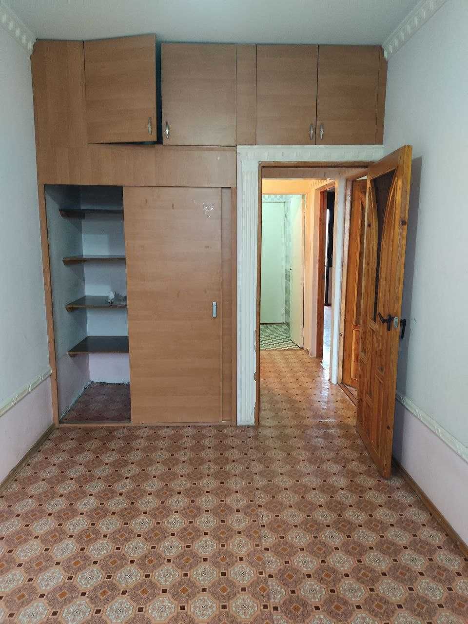 Квартира 3 комнатная на Чиланзаре 19 квартале Батальйон