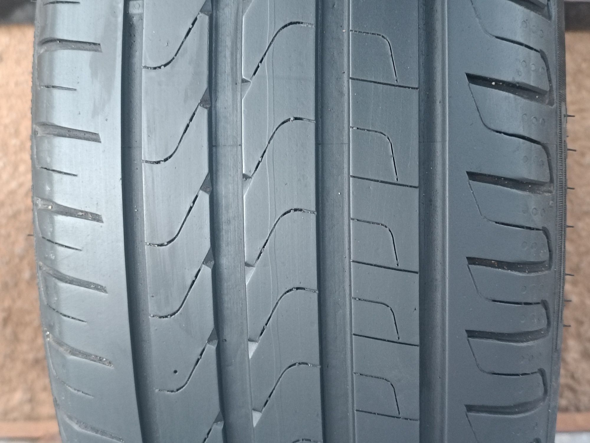 225/45/18 Pirelli
