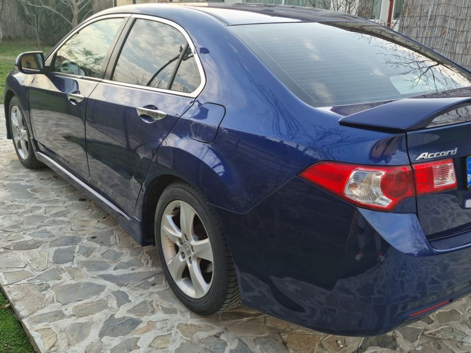 Honda Accord CU1