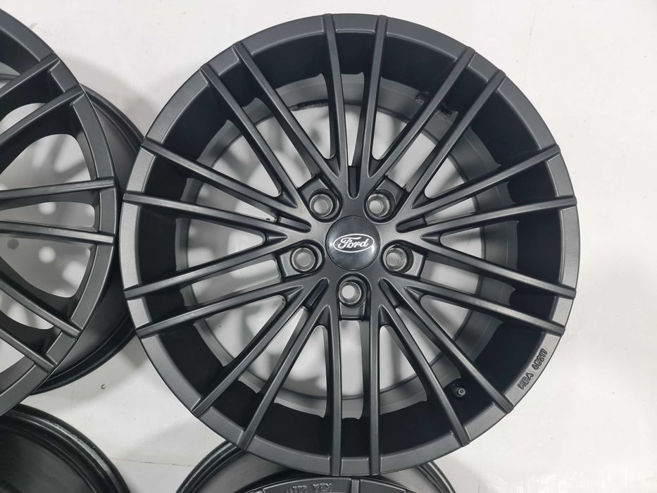 Jante 17 Ford Focus Mondeo Kuga Puma Volvo V40 V60 XC 8Jx17 ET45 5x108