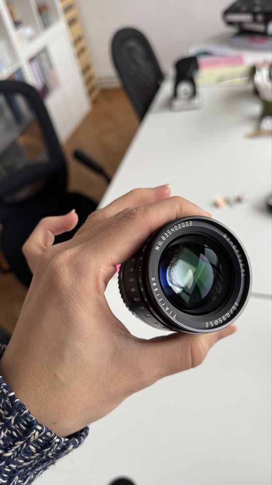 Obiectiv TTartisan f0.95, 35mm, Fuji X