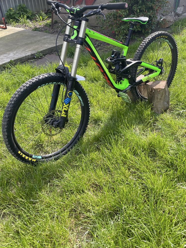 Vand/Schimb cu enduro full Scott Gambler 720 Cu Acte