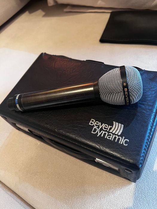 Microfon Beyerdynamic M88N, anii 70