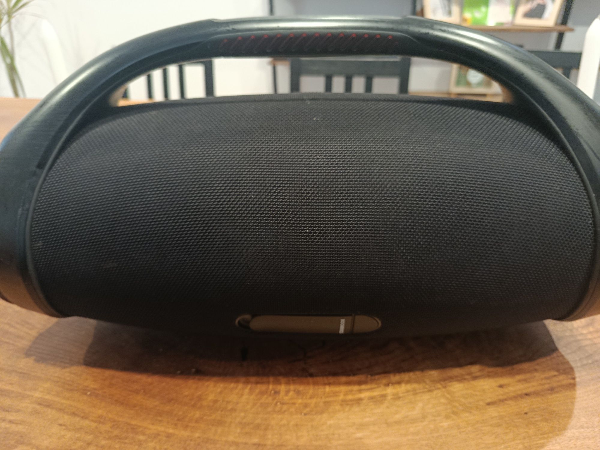 Jbl Boombox 2 in stare perfecta.