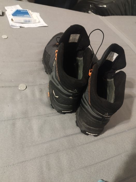 Bocanci Goretex măsura 44