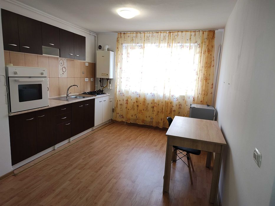 Apartament 2 camere de inchiriat