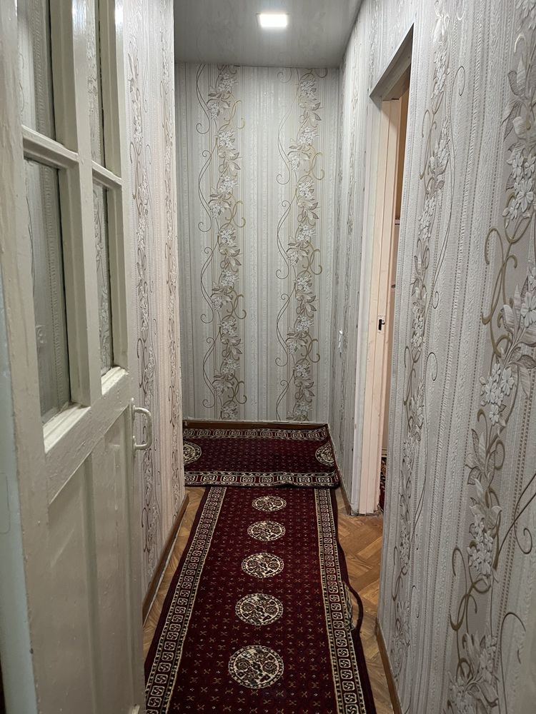 2-xonali kvartira sotiladi (продаётся 2-х ком. Квартира)