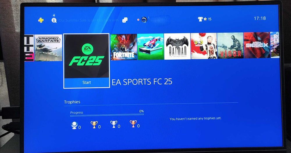 PlayStation 4 Hdd 1TB ,27 jocuri,maneta ,cabluri