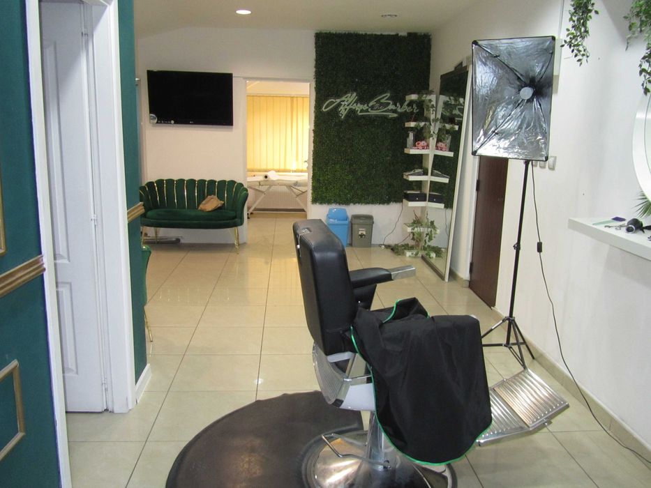 Inchiriez Spatiu Comercial Câmpia Libert.-Baba Novac-direct proprietar