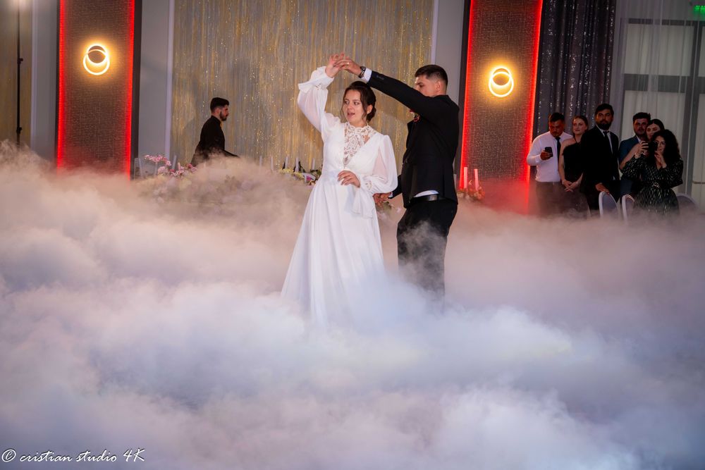 FOTO-VIDEO Fum Greu gheata carbonica dansul mirilor si Artificii