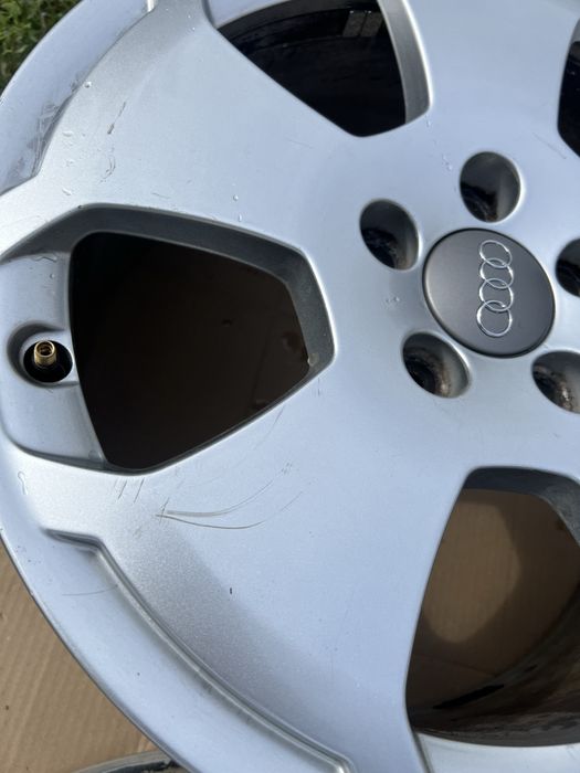 Jante Aliaj R17 Audi a3 8p