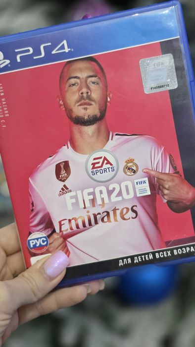 PS4 игра FIFA 20